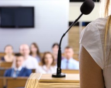 Как улучшить звучание голоса при выступлении
